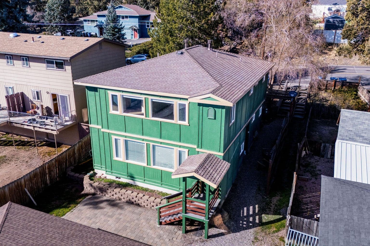 919 Portland