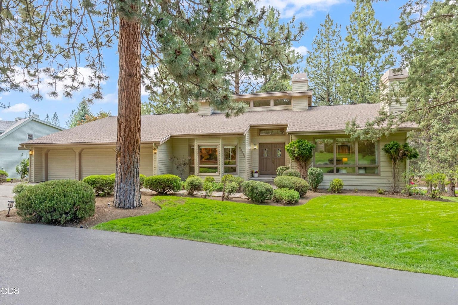 20396 Buttermilk, Bend, OR, 97702 property photo